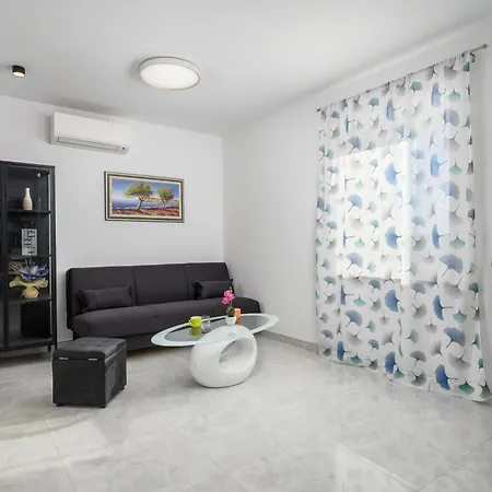 Alba Holiday home Babici
