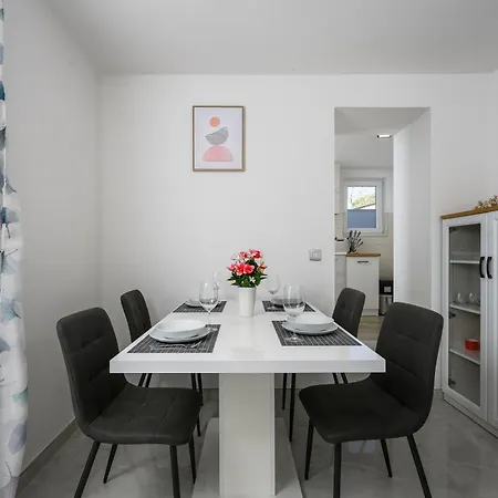 Alba Holiday home Babici